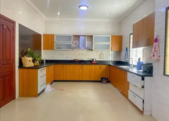Western Style Villa for Sale.